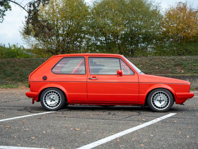 Volkswagen Golf Mk I GTI Pirelli 1.8