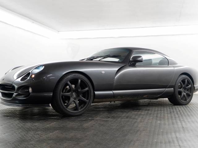 Image 1/10 of TVR Cerbera 4.2 (1997)