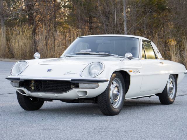 Afbeelding 1/8 van Mazda 110 S Cosmo Sport (1970)
