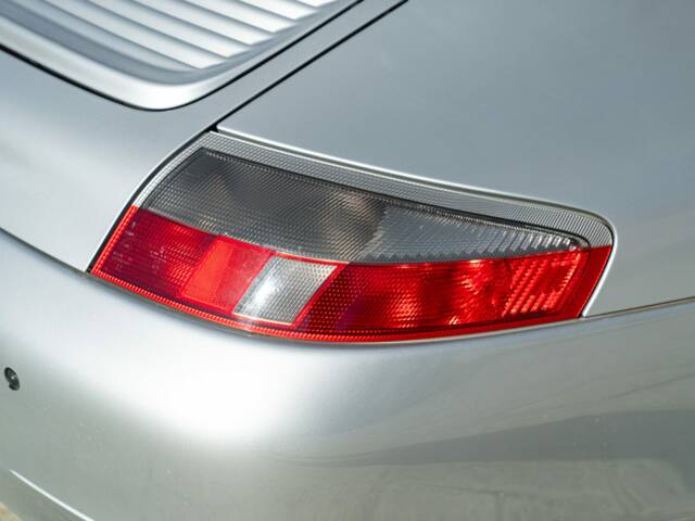 Porsche 911 Carrera 4
