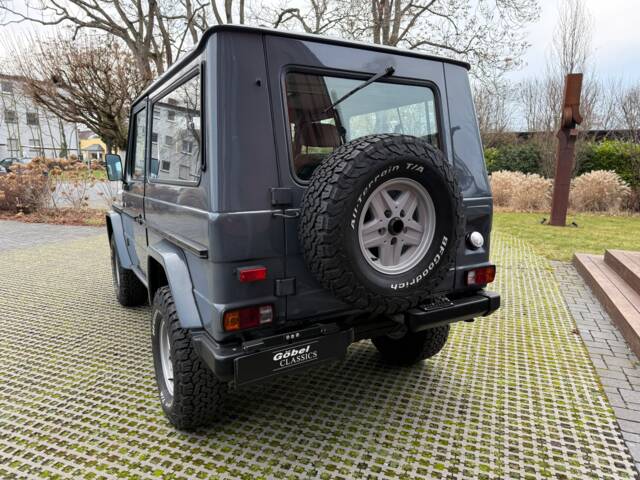 Mercedes-Benz 280 GE (SWB)