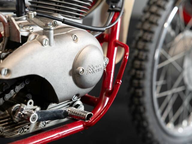 Moto Morini Corsaro 125