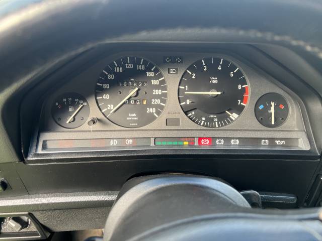BMW 318i