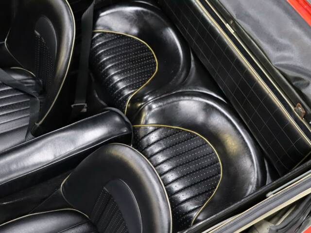 Austin-Healey 3000 Mk III (BJ8)