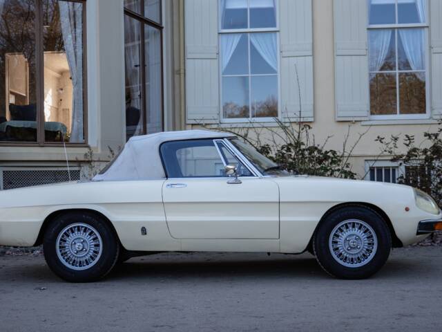 Alfa Romeo 2000 Spider Veloce