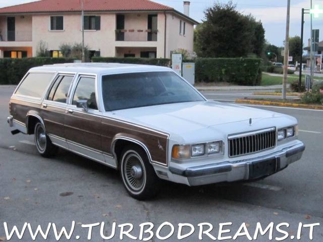 Image 1/10 of Mercury Grand Marquis Colony Park (1989)