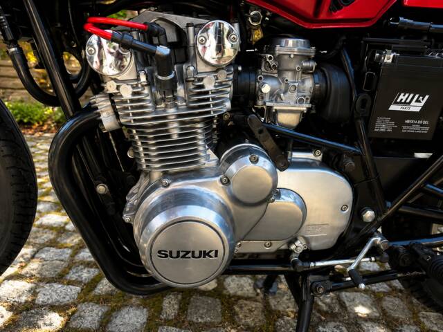 Suzuki GS 550 M Katana