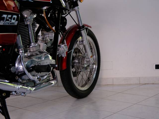 Ducati 750 GT