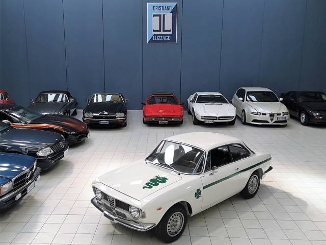 Immagine 1/44 di Alfa Romeo Giulia GTA 1300 Junior (1973)