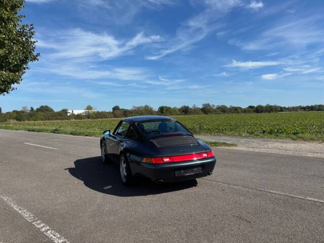 Porsche 911 Carrera