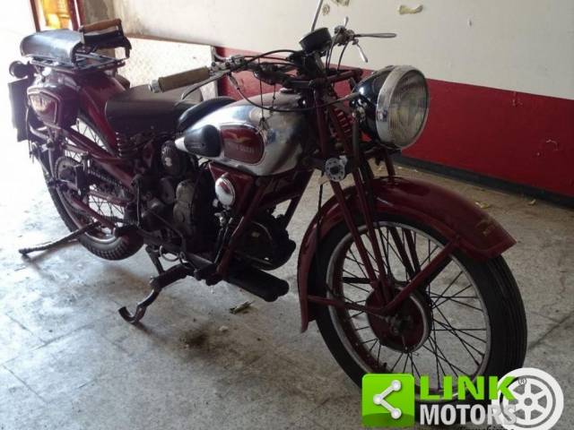 Image 1/10 de Moto Guzzi DUMMY (1938)