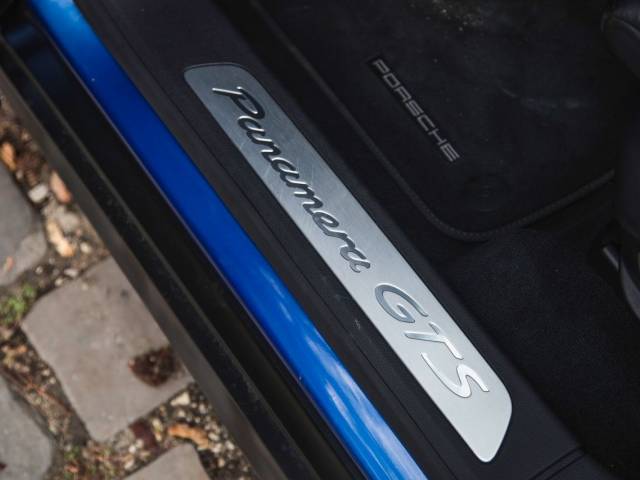 Porsche Panamera GTS