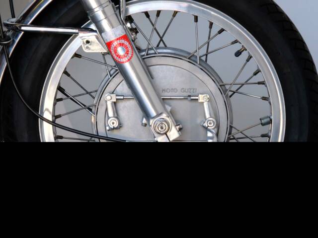 Moto Guzzi V7 Sport