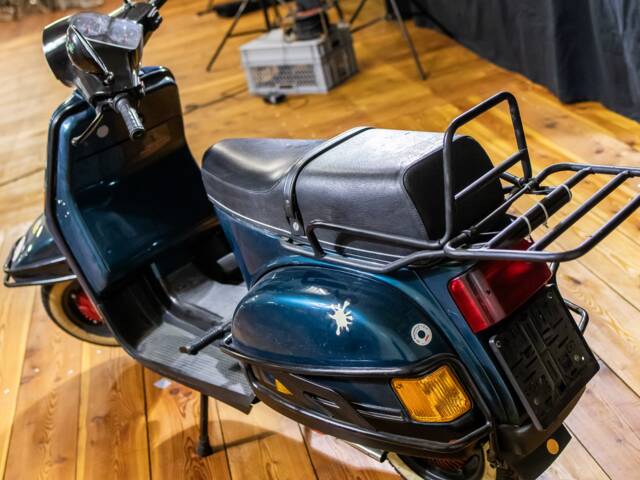 Piaggio Vespa Cosa 125