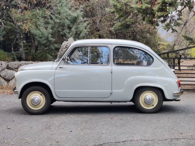 FIAT 600