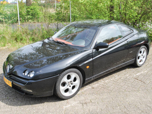Immagine 1/14 di Alfa Romeo GTV 2.0 V6 Turbo (1999)