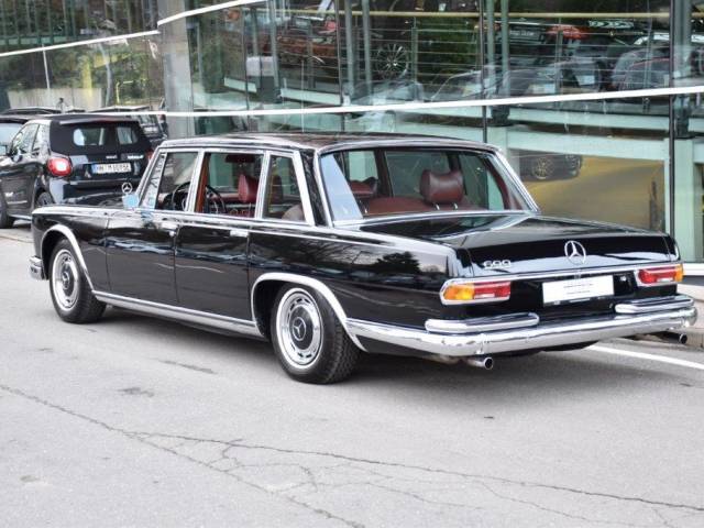 Mercedes-Benz 600