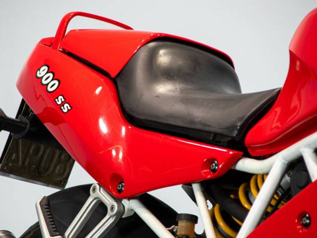 Ducati 900 SS
