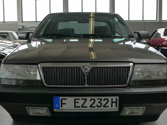 Bild 1/32 von Lancia Thema I.E. (1991)