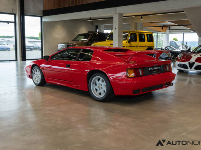 Lotus Esprit SE