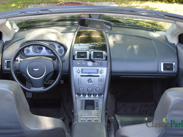 Aston Martin DB 9 Volante