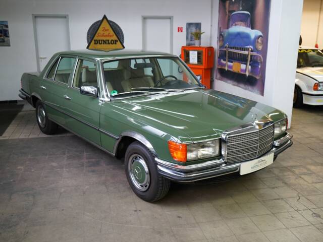 Image 1/28 of Mercedes-Benz 280 SE (1977)