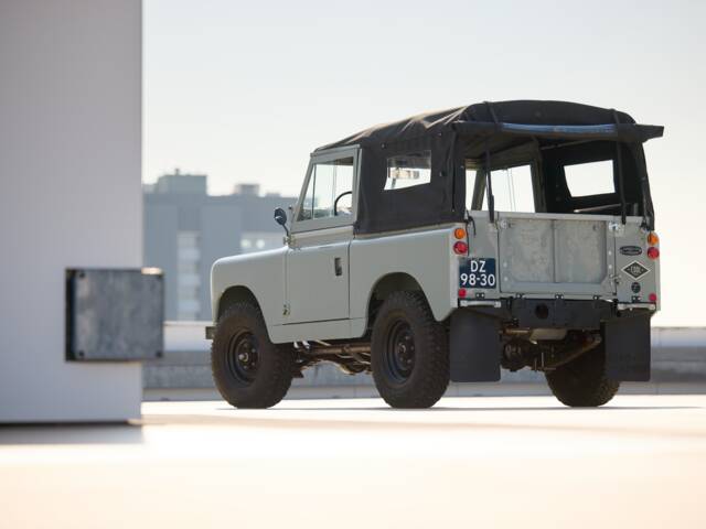 Land Rover 88