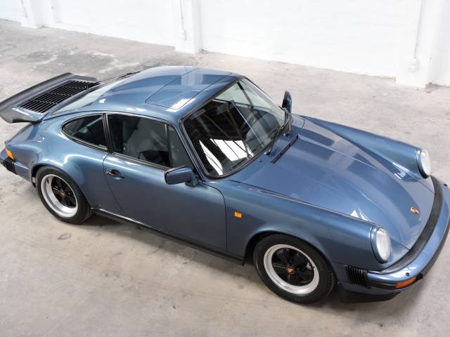 Porsche 911 Carrera 3.2