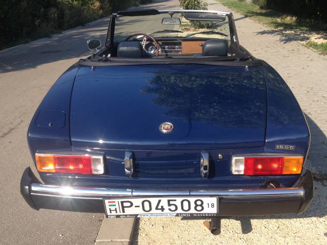 FIAT 124 Spider CS1