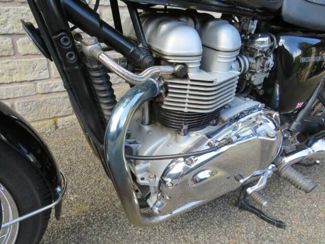 Triumph Bonneville T100