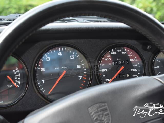 Porsche 911 Carrera