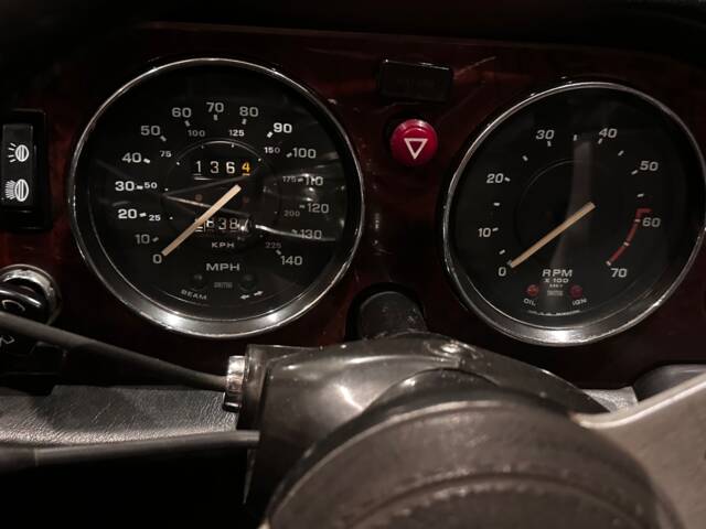 Triumph TR 6 PI