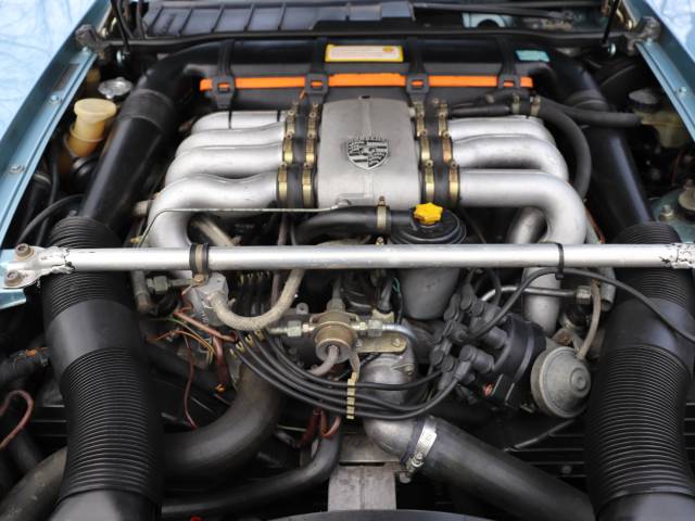 Porsche 928 - Motor