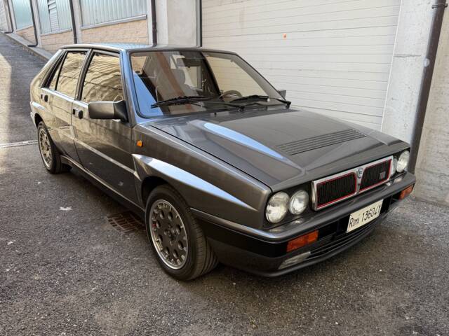 Lancia Delta HF Integrale 16V