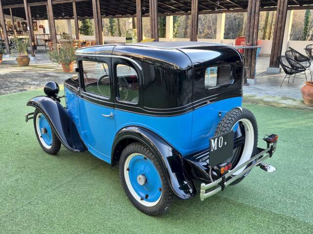 Austin 7 Saloon