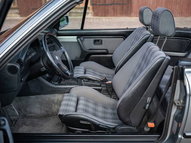 BMW 325i