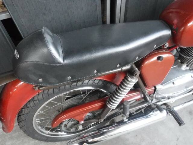 Moto Guzzi Stornello 125