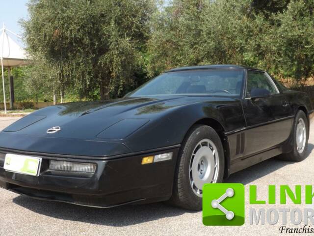 Image 1/10 of Chevrolet Corvette (1984)