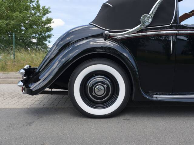 Jaguar Mk V  3.5 Litre