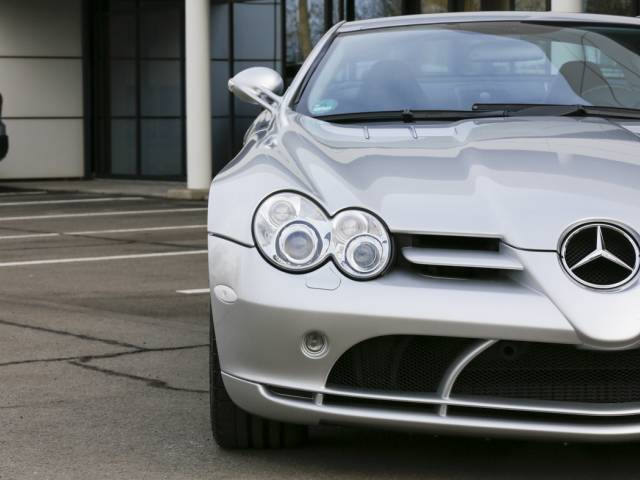 Mercedes-Benz SLR McLaren