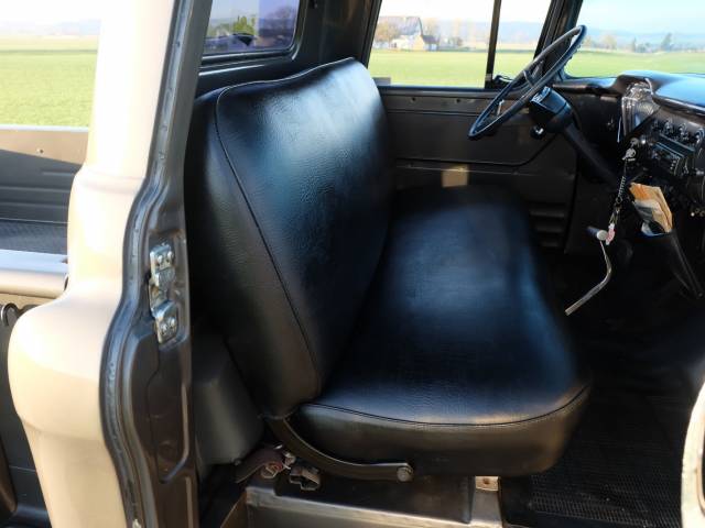Chevrolet 3100 ½-ton