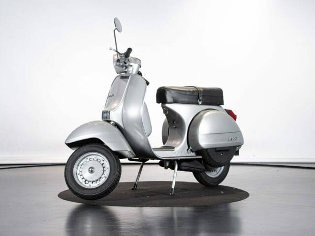 Piaggio Vespa P 200 E