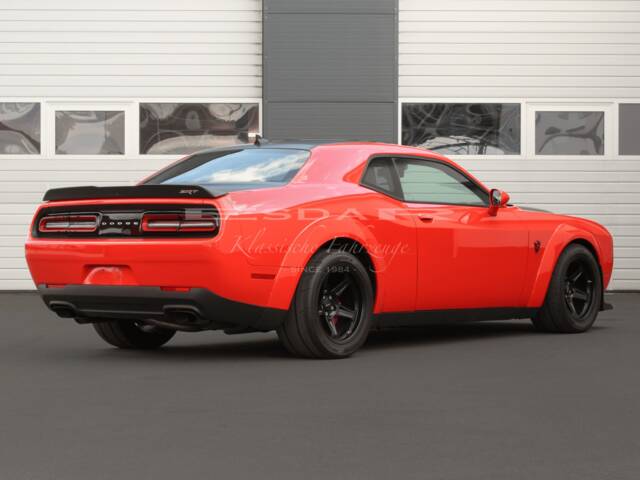 Dodge Challenger SRT Demon