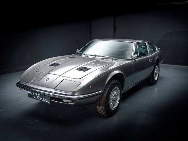 Maserati Indy 4900