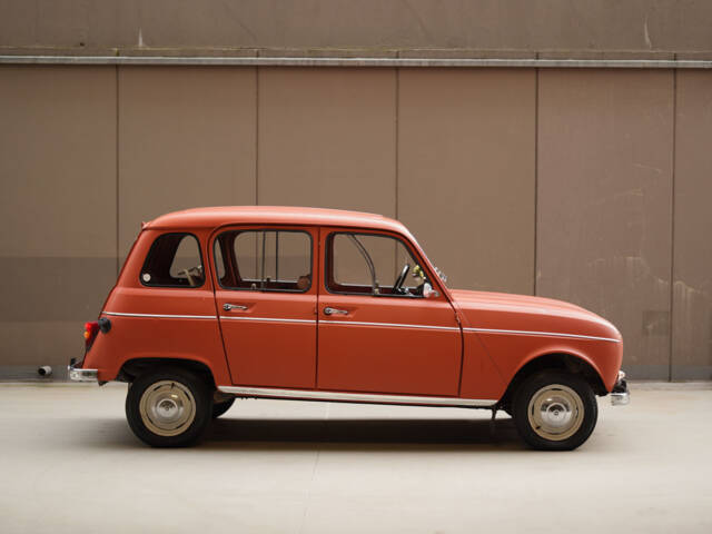 Imagen 1/100 de Renault R 4 (1964)