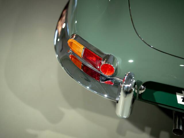 Jaguar E-Type 4.2