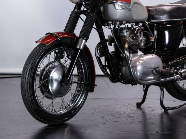 Triumph T 100 Daytona