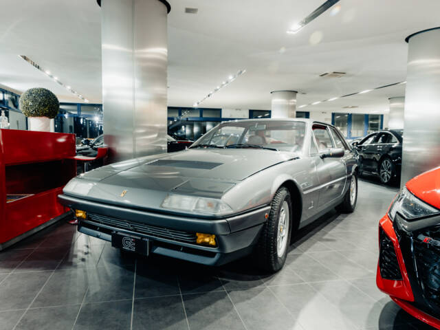Afbeelding 1/17 van Ferrari 412 (1988)