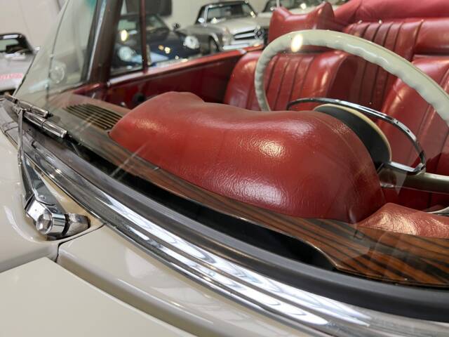 Mercedes-Benz 280 SE