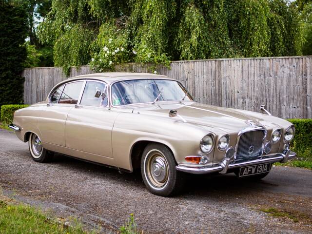 Image 1/40 de Jaguar Mk X 3.8 (1963)